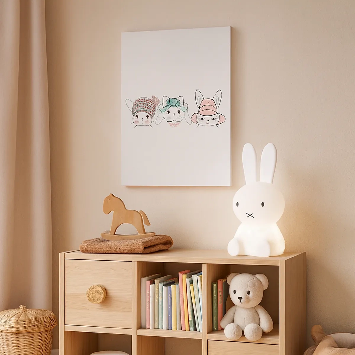 Bild auf Leinwand - Leinwandbild - Entzückende Häschen mit pastellfarbener Kopfbedeckung - 50x70cm - Nachdenklich, traurig, zufrieden - Moderne Wanddekoration für Wohnzimmer und Schlafzimmer ARTTOR