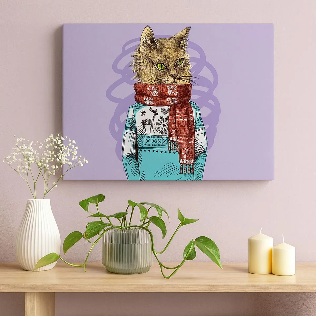 Bild auf Leinwand - Leinwandbild - Eine Katze in Pullover und Schal auf violettem Hintergrund - 70x50cm - Die Katze nicht nur in Schuhen - Moderne Wanddekoration für Wohnzimmer und Schlafzimmer ARTTOR