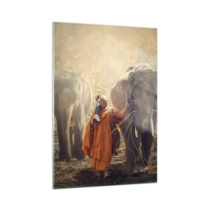 Glasbild - Bild auf glas - Ein Mönch mit zwei Elefanten in einer Waldkulisse - 50x70cm - Volles Verständnis - Moderne Wanddekoration für Wohnzimmer und Schlafzimmer ARTTOR