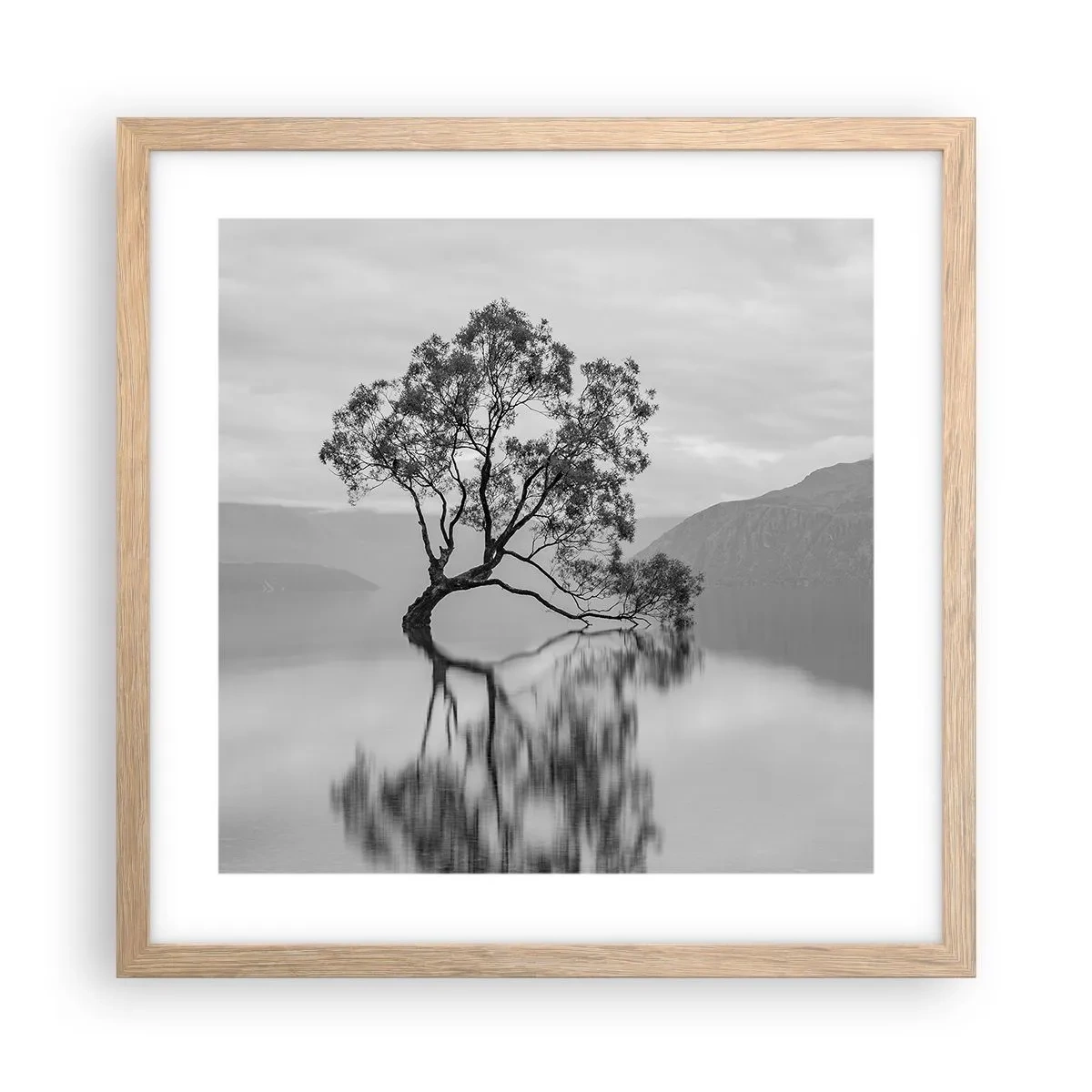 Poster in einem Rahmen aus heller Eiche - Es gibt so ein Land - 40x40 cm