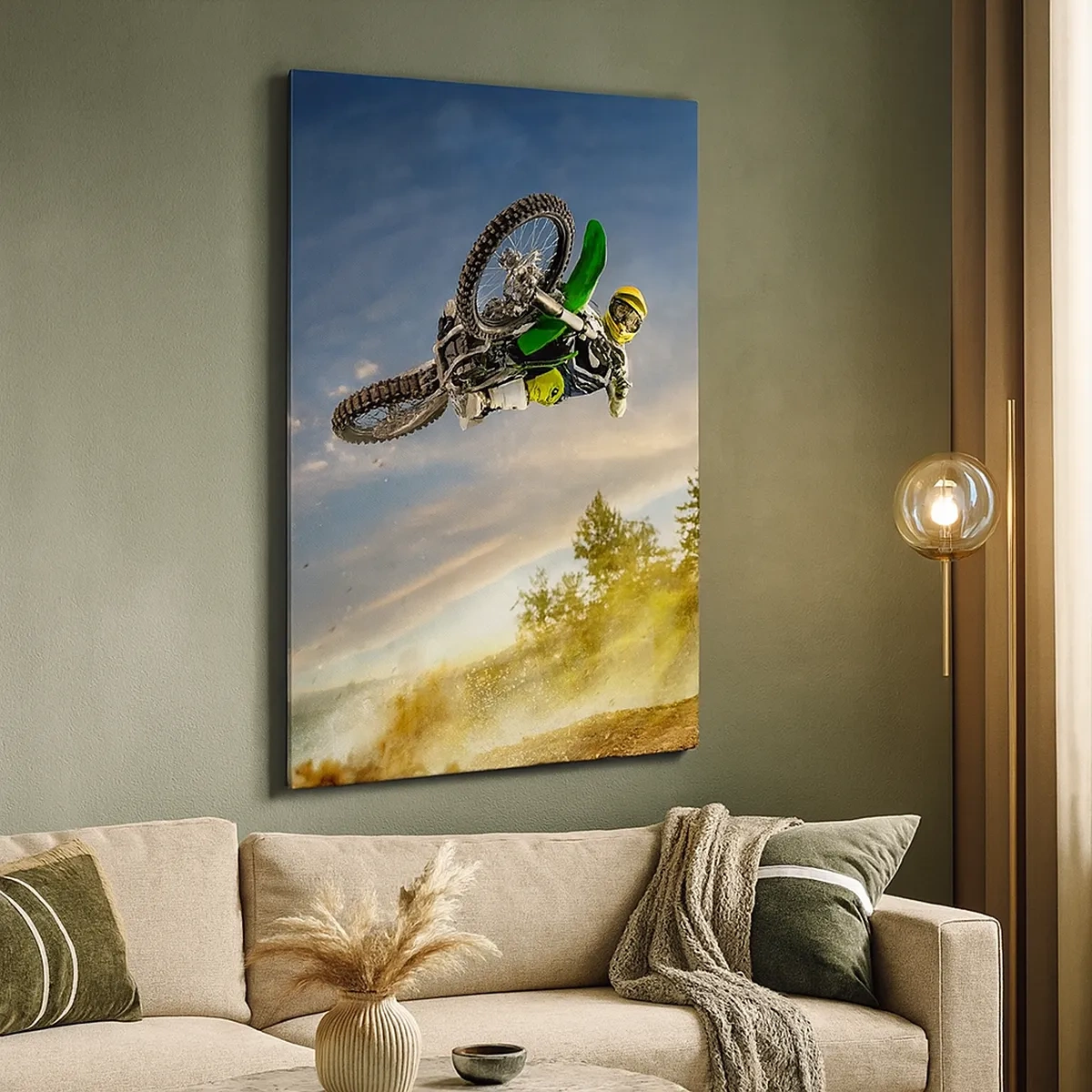 Bild auf Leinwand - Leinwandbild - Motorradfahrer im dynamischen Sprung - 50x70cm - Schalten Sie Emotionen ein! - Moderne Wanddekoration für Wohnzimmer und Schlafzimmer ARTTOR