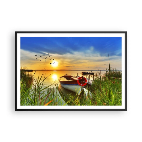 Poster in einem schwarzem Rahmen - Ein Boot am Ufer eines Sees bei Sonnenuntergang - 100x70cm - Die Kormorane fliegen schon weg - Moderne Wanddekoration für Wohnzimmer und Schlafzimmer ARTTOR