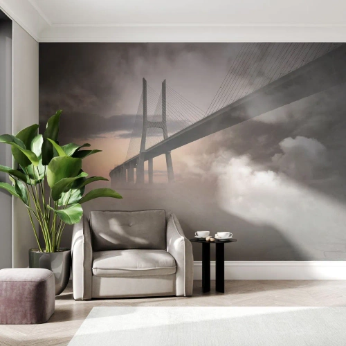 Fototapete Premium Sand - Moderne Brücke im Nebel bei Sonnenuntergang - 100x70cm - Auf dem Fluss, den es nicht gibt - Moderne Wanddekoration für Wohnzimmer und Schlafzimmer ARTTOR