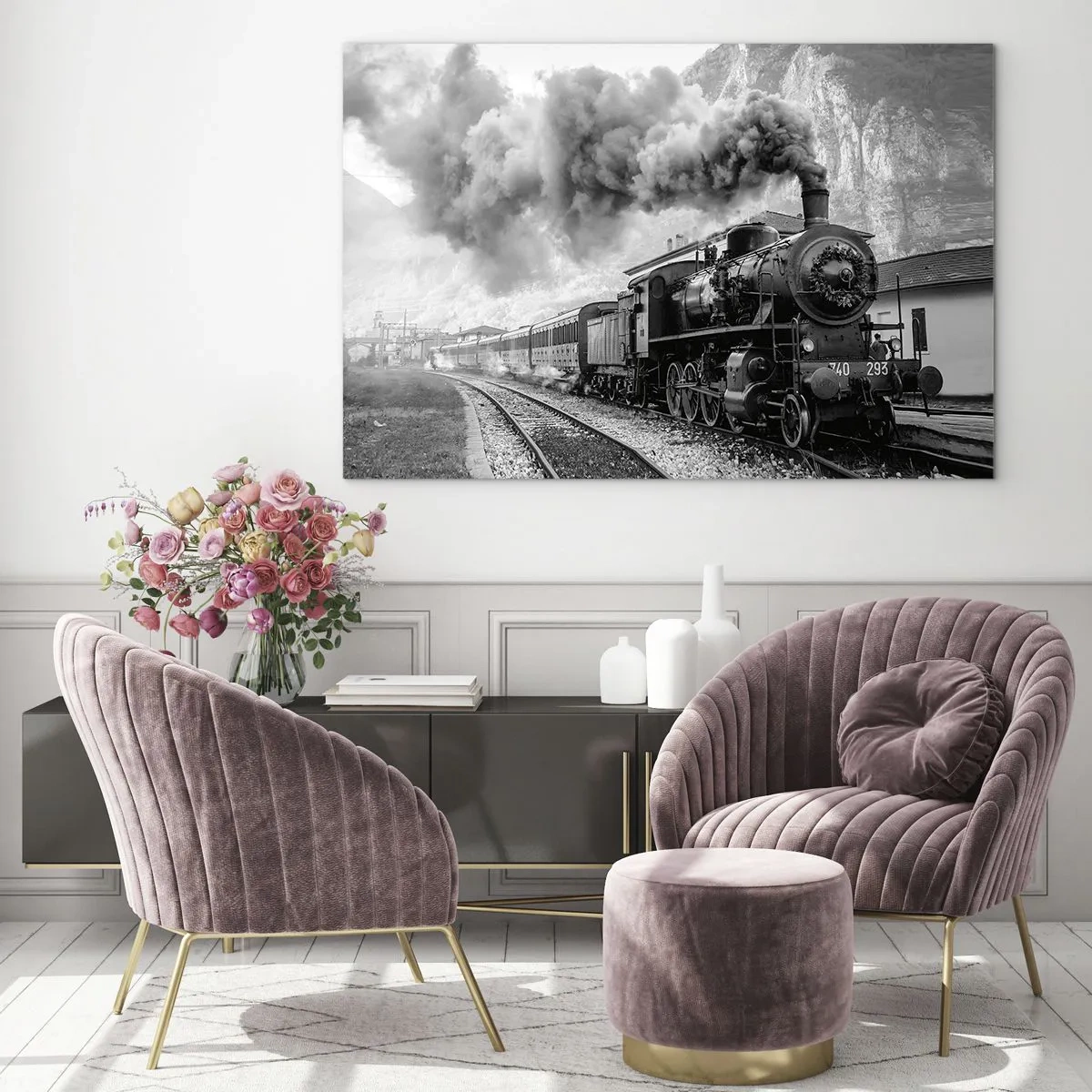 Glasbild - Bild auf glas - Eine alte Dampfeisenbahn in einer Berglandschaft - 70x50cm - Steht am Bahnhof ... - Moderne Wanddekoration für Wohnzimmer und Schlafzimmer ARTTOR