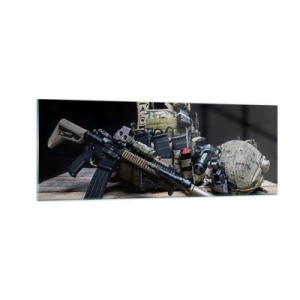 Glasbild - Bild auf glas - Taktische Ausrüstung mit einem Gewehr auf einem Holztisch - 140x50cm - Sich ausruhen! - Moderne Wanddekoration für Wohnzimmer und Schlafzimmer ARTTOR