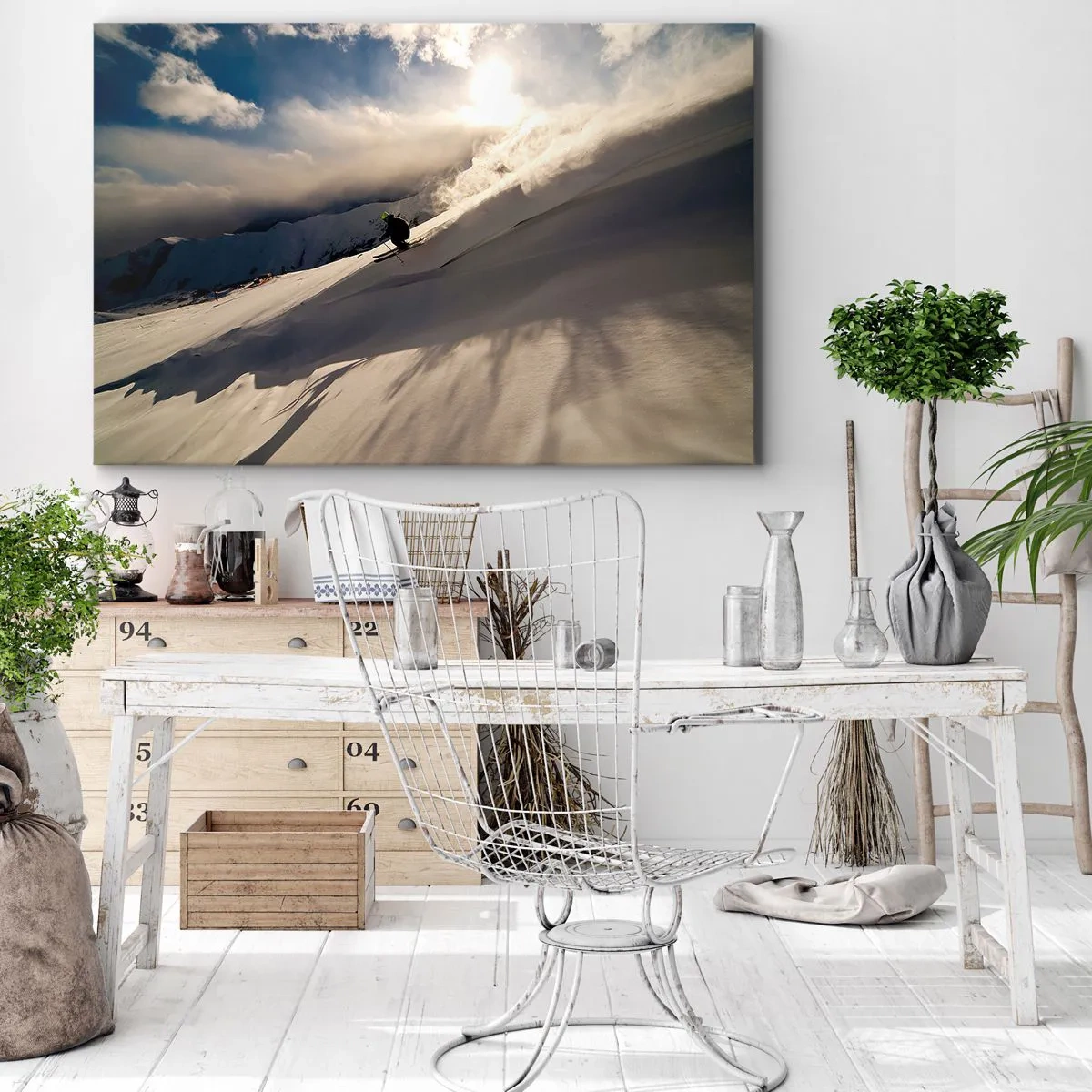 Bild auf Leinwand - Leinwandbild - Ein Skifahrer auf einer Piste, umgeben von Bergen und Schnee - 120x80cm - Bergherausforderung angenommen - Moderne Wanddekoration für Wohnzimmer und Schlafzimmer ARTTOR
