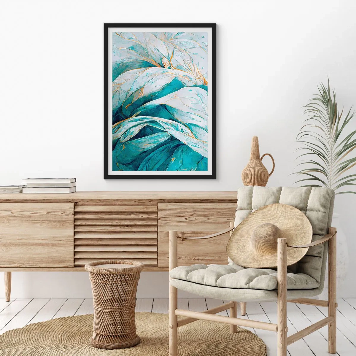 Poster in einem schwarzem Rahmen - Abstrakte Blätter in Türkis- und Weißtönen mit zartem Gold - 50x70cm - Blaue Abstraktion mit goldenem Motiv - Moderne Wanddekoration für Wohnzimmer und Schlafzimmer ARTTOR