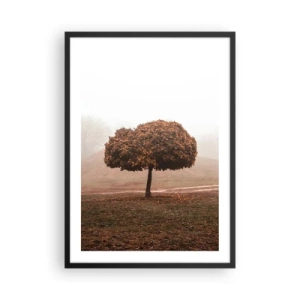 Poster in einem schwarzem Rahmen - Ein einsamer Baum im Herbstnebel - 50x70cm - Nach einem anstrengenden Sommer - Moderne Wanddekoration für Wohnzimmer und Schlafzimmer ARTTOR