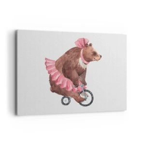 Bild auf Leinwand - Leinwandbild - Ein Teddybär im rosa Rock auf einem Fahrrad im Retro-Stil - 100x70cm - Was für ein Affentheater! - Moderne Wanddekoration für Wohnzimmer und Schlafzimmer ARTTOR