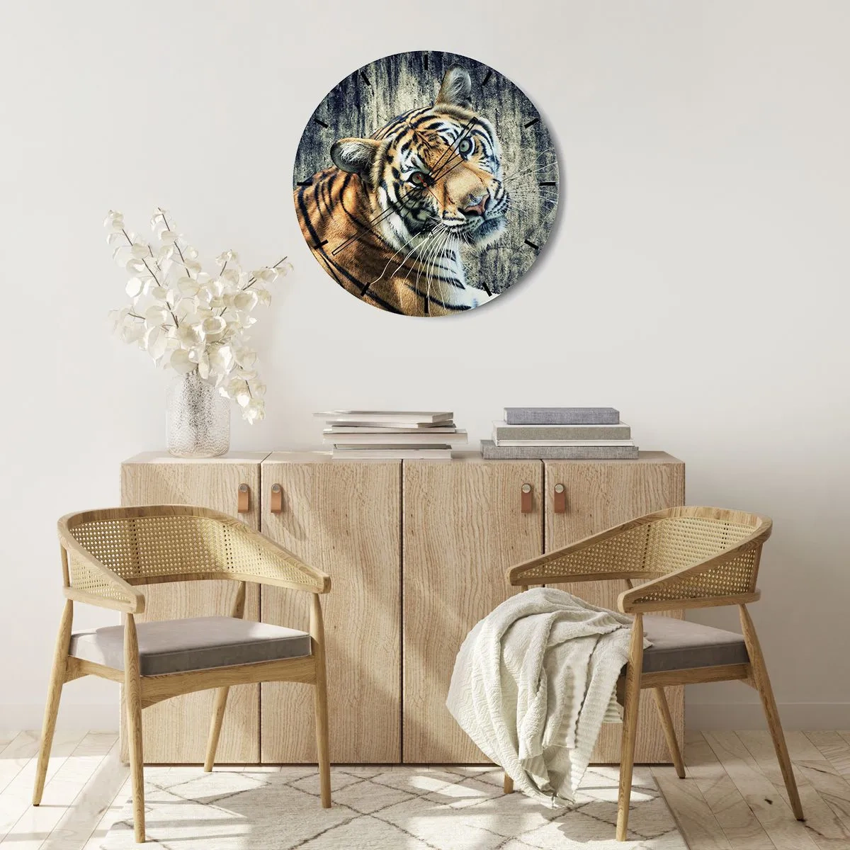 Wanduhr - Glasuhr - Porträt eines Tigers vor einer Steinmauer - 30x30cm - Portrait in Lichtstrahlen - Moderne Wanddekoration für Wohnzimmer, Küche und Schlafzimmer ARTTOR