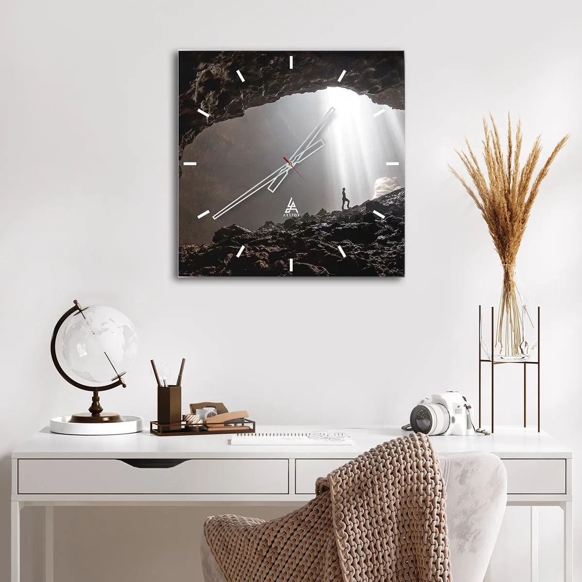 Wanduhr - Glasuhr - Die leuchtende Grotte - 40x40 cm