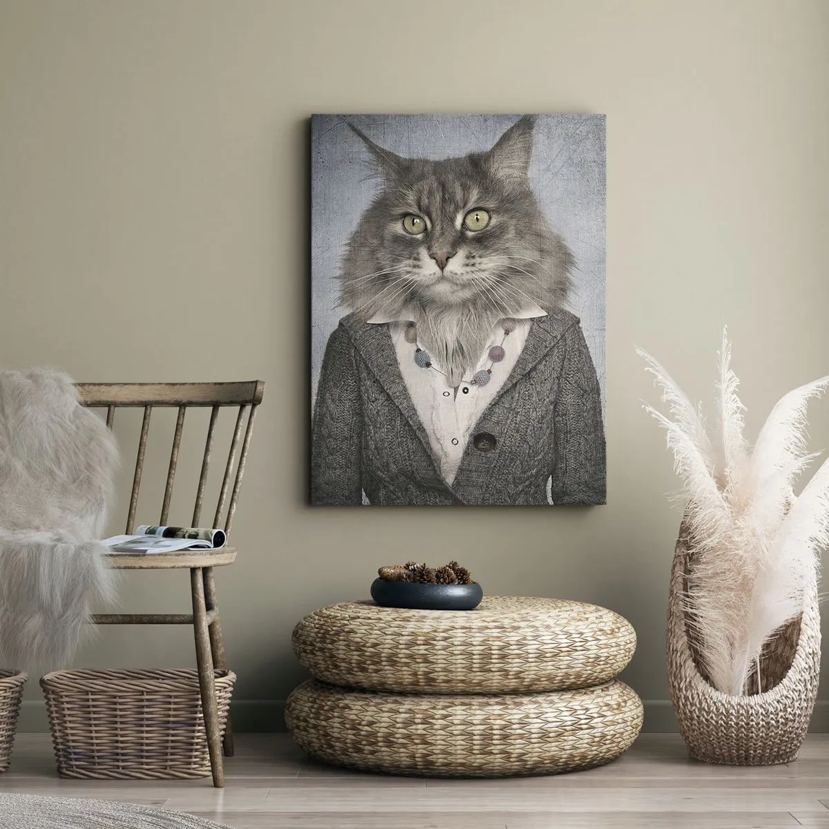 Bild auf Leinwand - Leinwandbild - Ein Triptychon mit Tierfiguren in eleganter Kleidung vor stilisiertem Hintergrund - 50x70cm - Pelze sind wieder in Mode - Moderne Wanddekoration für Wohnzimmer und Schlafzimmer ARTTOR