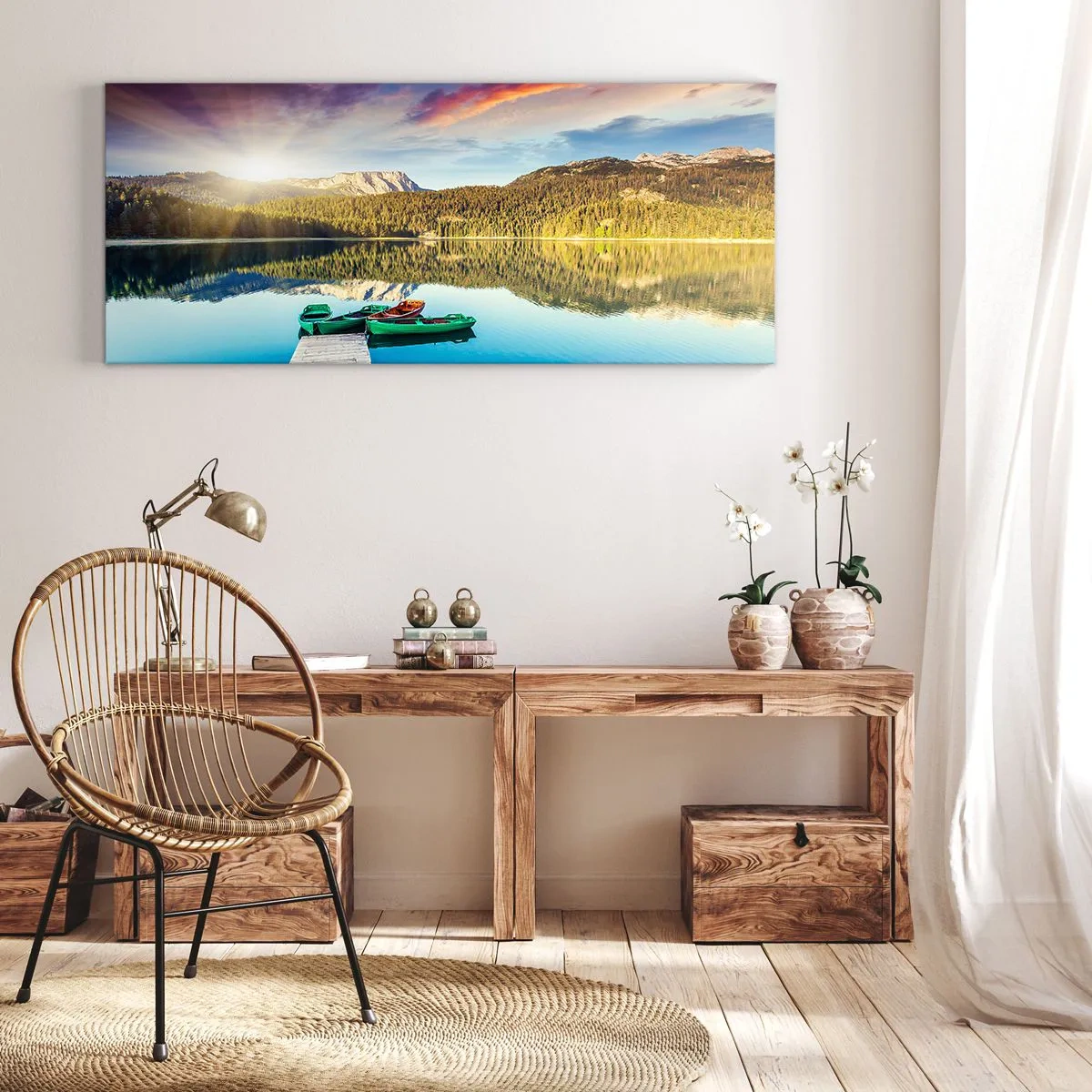 Bild auf Leinwand - Leinwandbild - Sonnenuntergang über dem See mit Booten am Pier - 160x50cm - Glatt wie ein Spiegel über dem Wasser - Moderne Wanddekoration für Wohnzimmer und Schlafzimmer ARTTOR