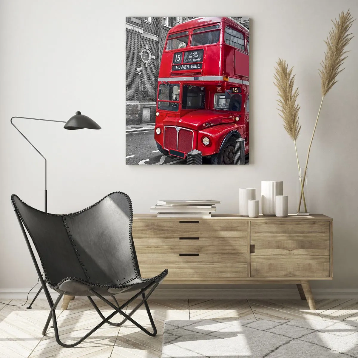 Glasbild - Bild auf glas - Ein roter Doppeldeckerbus in London vor der Kulisse klassischer Architektur - 70x100cm - Immer gleich - Moderne Wanddekoration für Wohnzimmer und Schlafzimmer ARTTOR