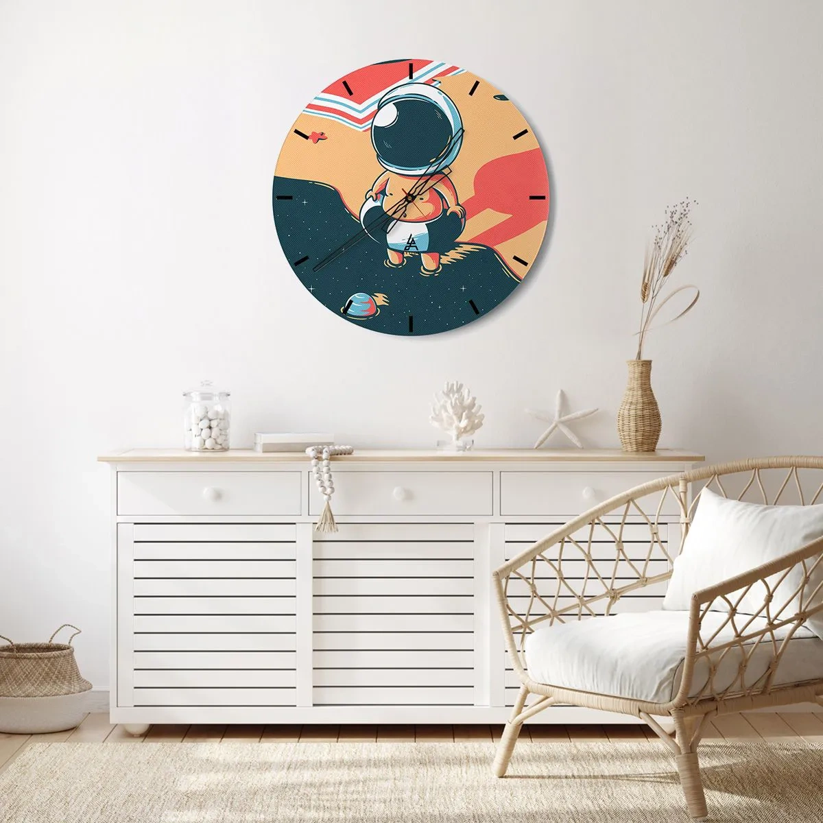 Wanduhr - Glasuhr - Astronaut vor einem Retro-Weltraumhintergrund - 30x30cm - Aus einer anderen Perspektive - Moderne Wanddekoration für Wohnzimmer, Küche und Schlafzimmer ARTTOR