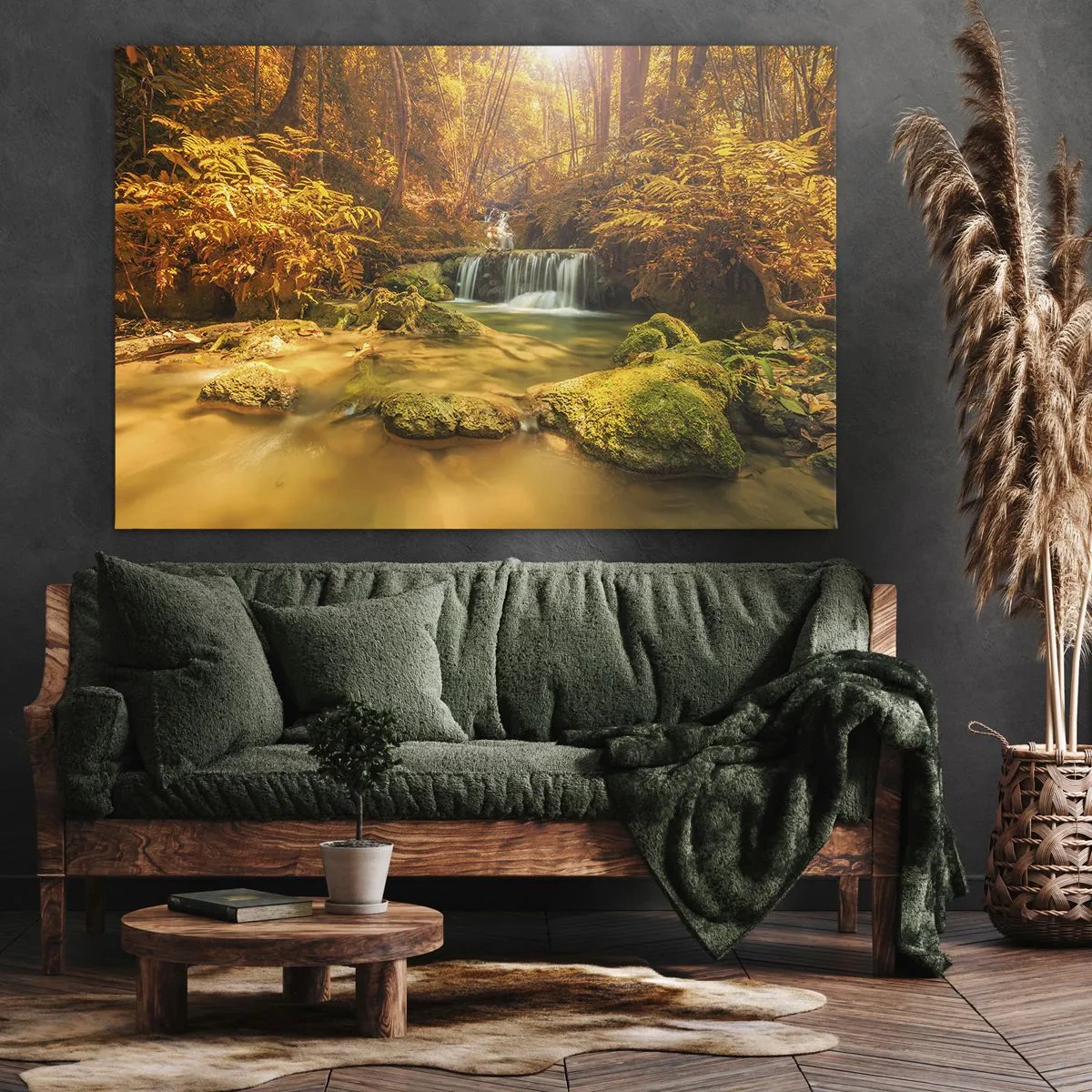 Bild auf Leinwand - Leinwandbild - Ein goldener Wasserfall in einem herbstlichen Wald, umgeben von Grün - 70x50cm - Waldkaskade in Gold - Moderne Wanddekoration für Wohnzimmer und Schlafzimmer ARTTOR
