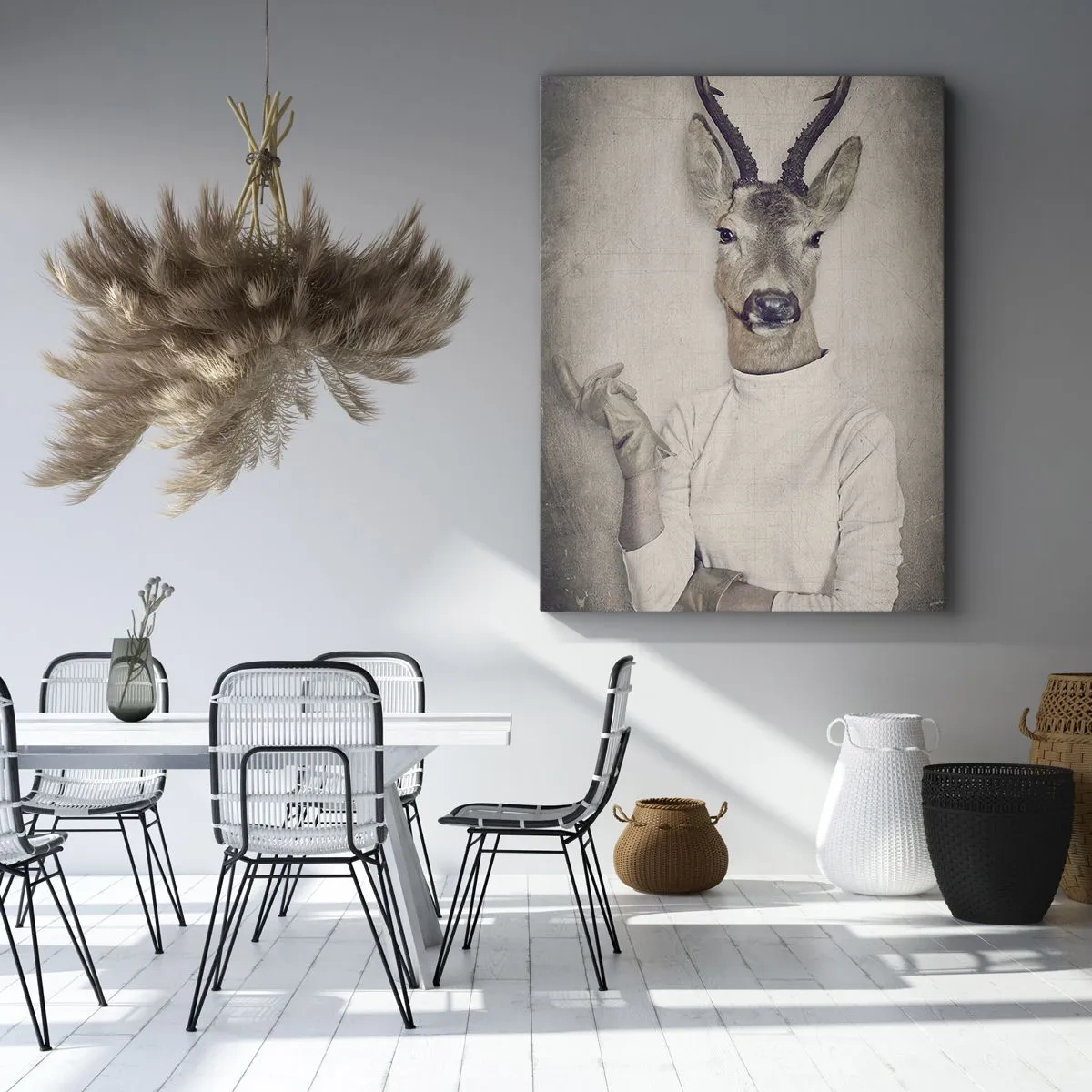 Bild auf Leinwand - Leinwandbild - Ein Triptychon mit Tierfiguren in Menschenkleidung vor künstlerischem Hintergrund - 50x70cm - Lass die Gesten sprechen - Moderne Wanddekoration für Wohnzimmer und Schlafzimmer ARTTOR