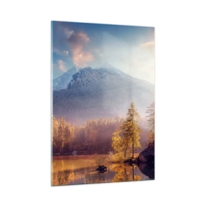Glasbild - Bild auf glas - Goldenes Morgenlicht über einem von Wald umgebenen Bergsee - 50x70cm - In den Bergen und Tälern - Moderne Wanddekoration für Wohnzimmer und Schlafzimmer ARTTOR