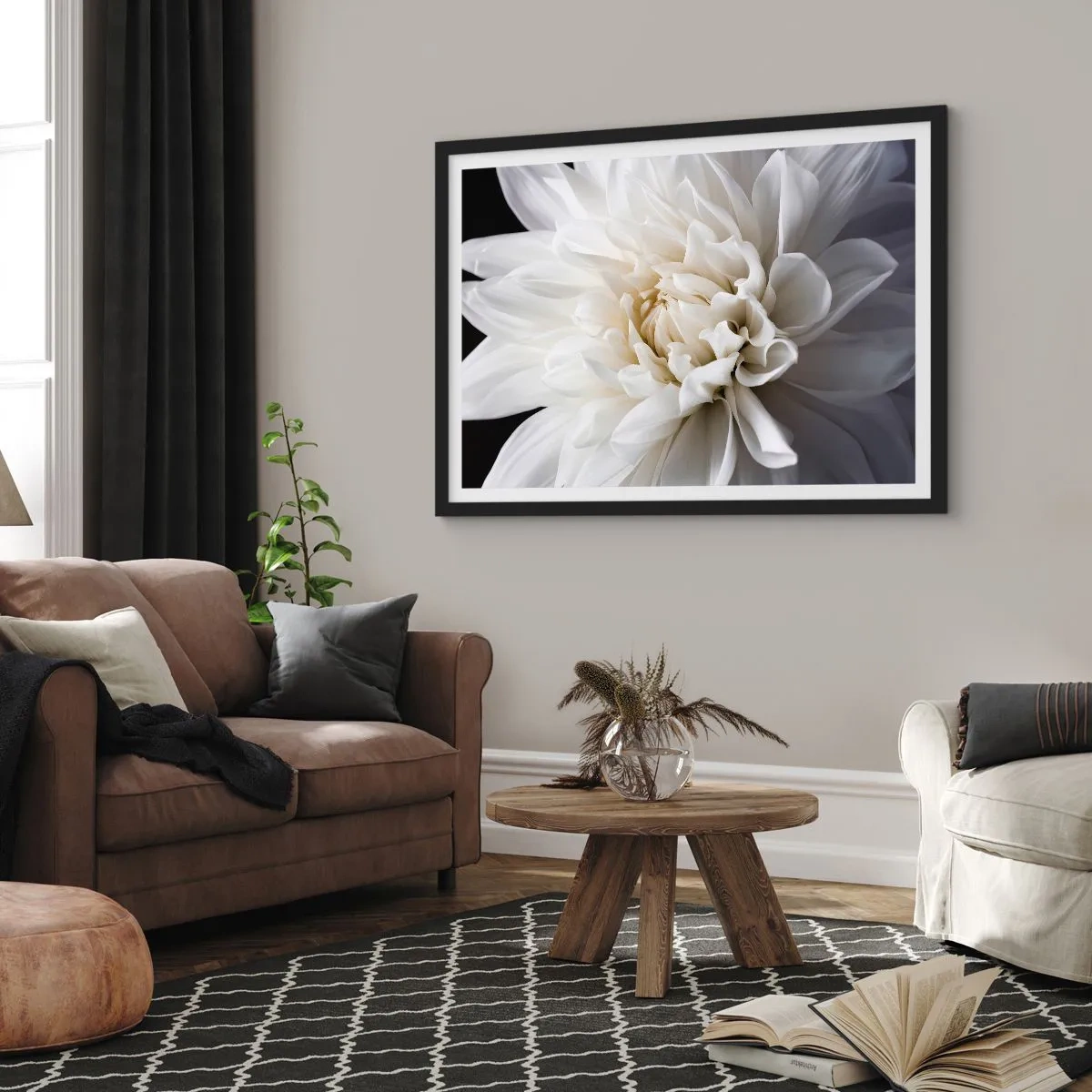 Poster in einem schwarzem Rahmen - Eine zarte weiße Blume auf schwarzem Hintergrund in einer eleganten Komposition - 70x50cm - Der Morgen der Braut - Moderne Wanddekoration für Wohnzimmer und Schlafzimmer ARTTOR