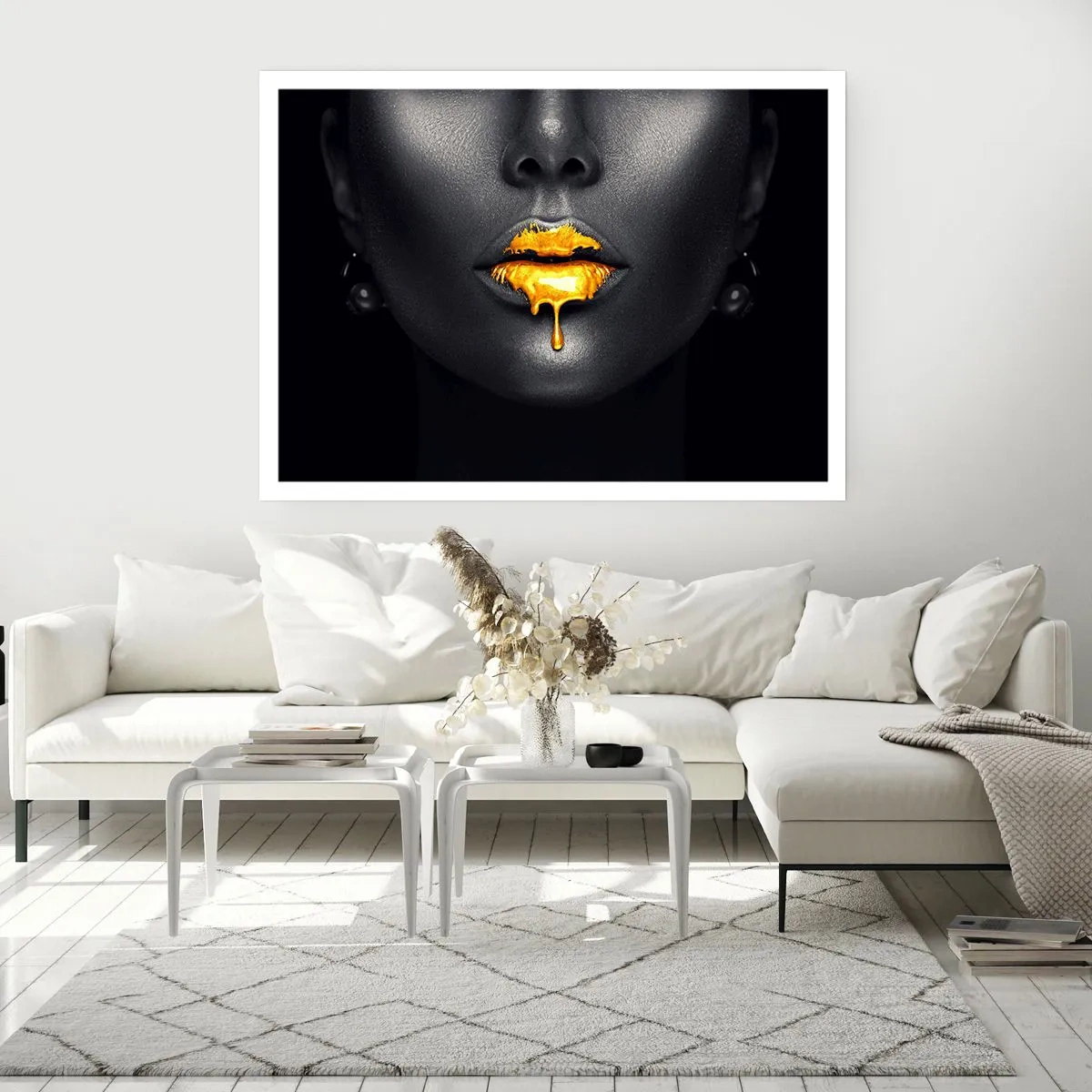 Poster - Schwarz-goldenes Porträt einer Frau mit einem Tropfen Gold auf den Lippen - 100x70cm - Goldmaul - Moderne Wanddekoration für Wohnzimmer und Schlafzimmer ARTTOR