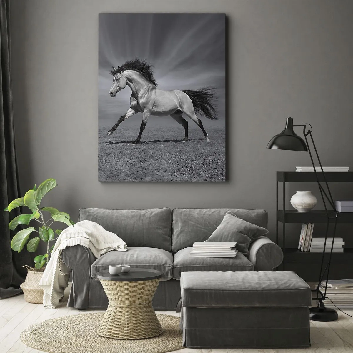 Bild auf Leinwand - Leinwandbild - Ein schwarz-weißes Pferd in einer dynamischen Pose in der Wüste. - 50x70cm - Geboren um Freude zu bereiten - Moderne Wanddekoration für Wohnzimmer und Schlafzimmer ARTTOR