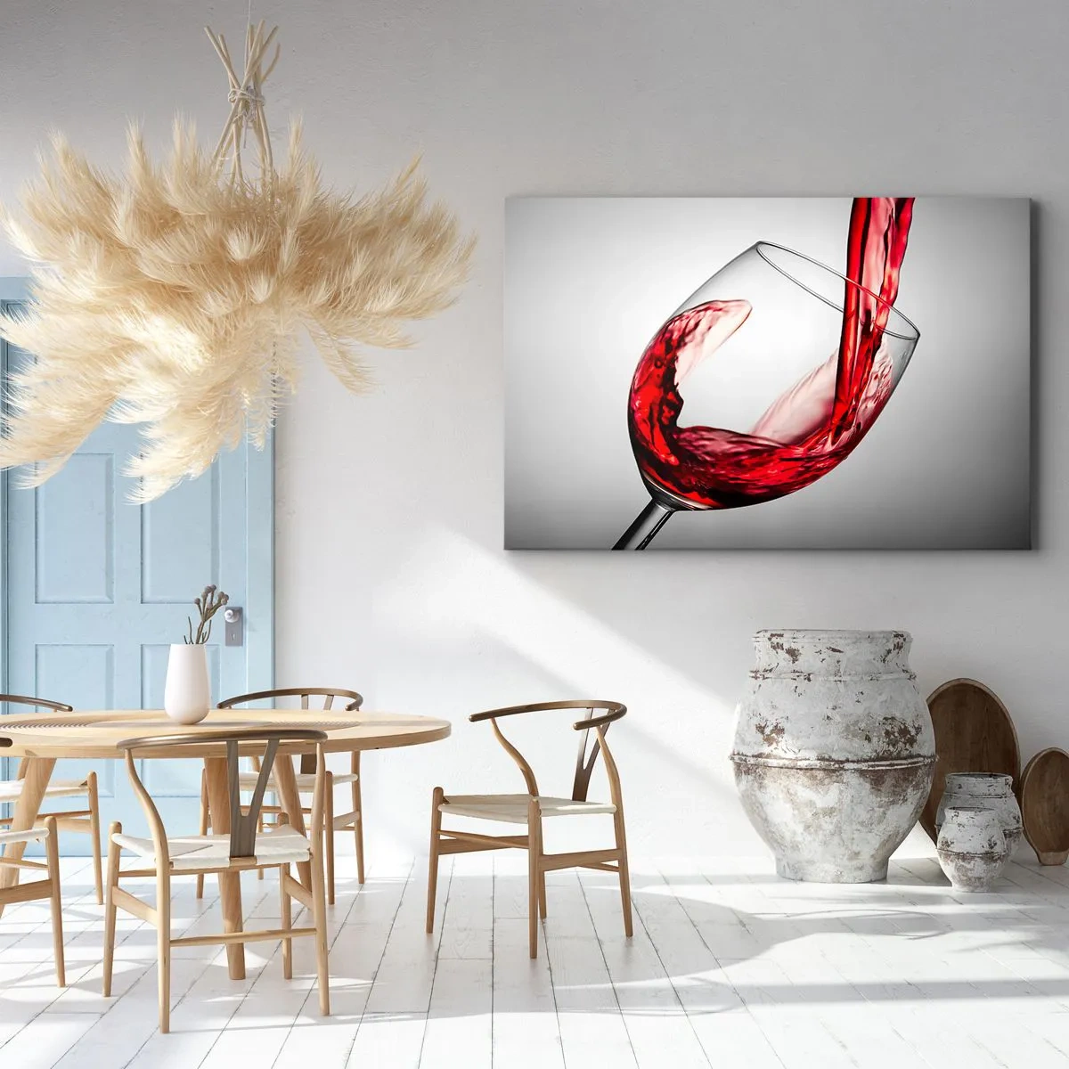 Bild auf Leinwand - Leinwandbild - Ein Glas Rotwein wird vor hellem Hintergrund eingeschenkt - 100x70cm - Farbe – Bewegung – Klang - Moderne Wanddekoration für Wohnzimmer und Schlafzimmer ARTTOR