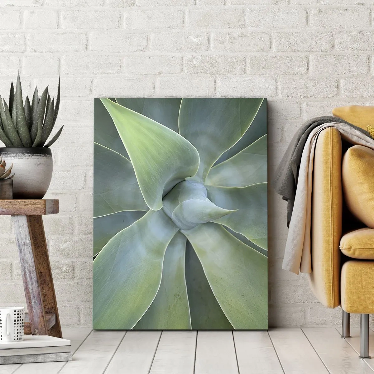 Bild auf Leinwand - Leinwandbild - Dezente Agavenblätter in Grüntönen - 50x70cm - Geburt des Grüns - Moderne Wanddekoration für Wohnzimmer und Schlafzimmer ARTTOR