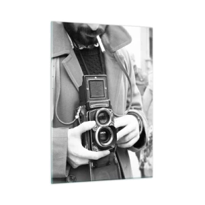 Glasbild - Bild auf glas - Schwarz-Weiß-Foto eines Mannes mit einer analogen Kamera - 50x70cm - Retro-Stil - Moderne Wanddekoration für Wohnzimmer und Schlafzimmer ARTTOR