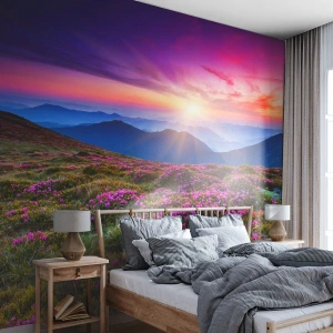 Fototapete Premium Canvas - Kräuter dufteten nach frischen Trauben von den Feldern - Landschaft, Berge, Blumen - 500x350 cm