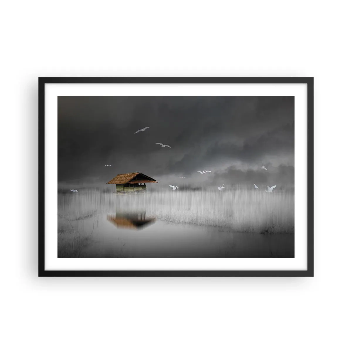 Poster in einem schwarzem Rahmen - Ein einsames Häuschen am Wasser, umgeben von Nebel und Vögeln - 70x50cm - Schutz vor Regen - Moderne Wanddekoration für Wohnzimmer und Schlafzimmer ARTTOR