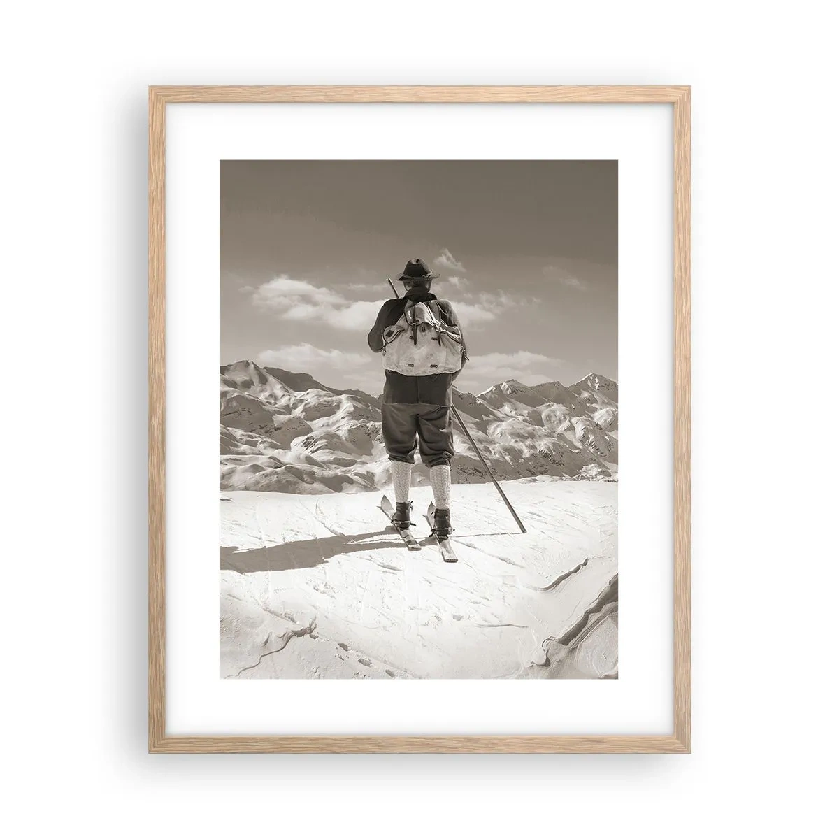 Poster in einem Rahmen aus heller Eiche - Und die Berge bleiben unverändert - 40x50 cm