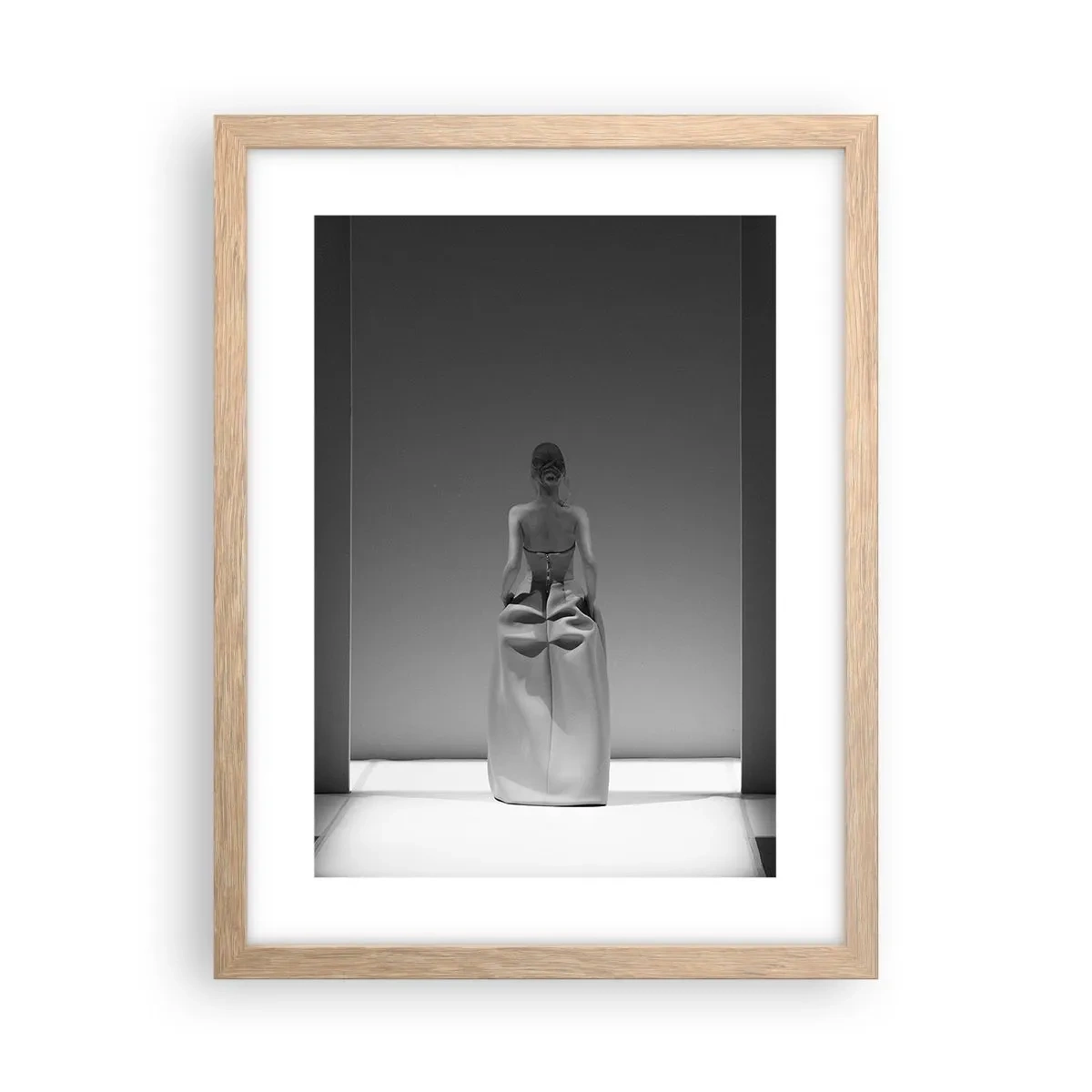 Poster in einem Rahmen aus heller Eiche - Raffinierte Einfachheit - 30x40 cm