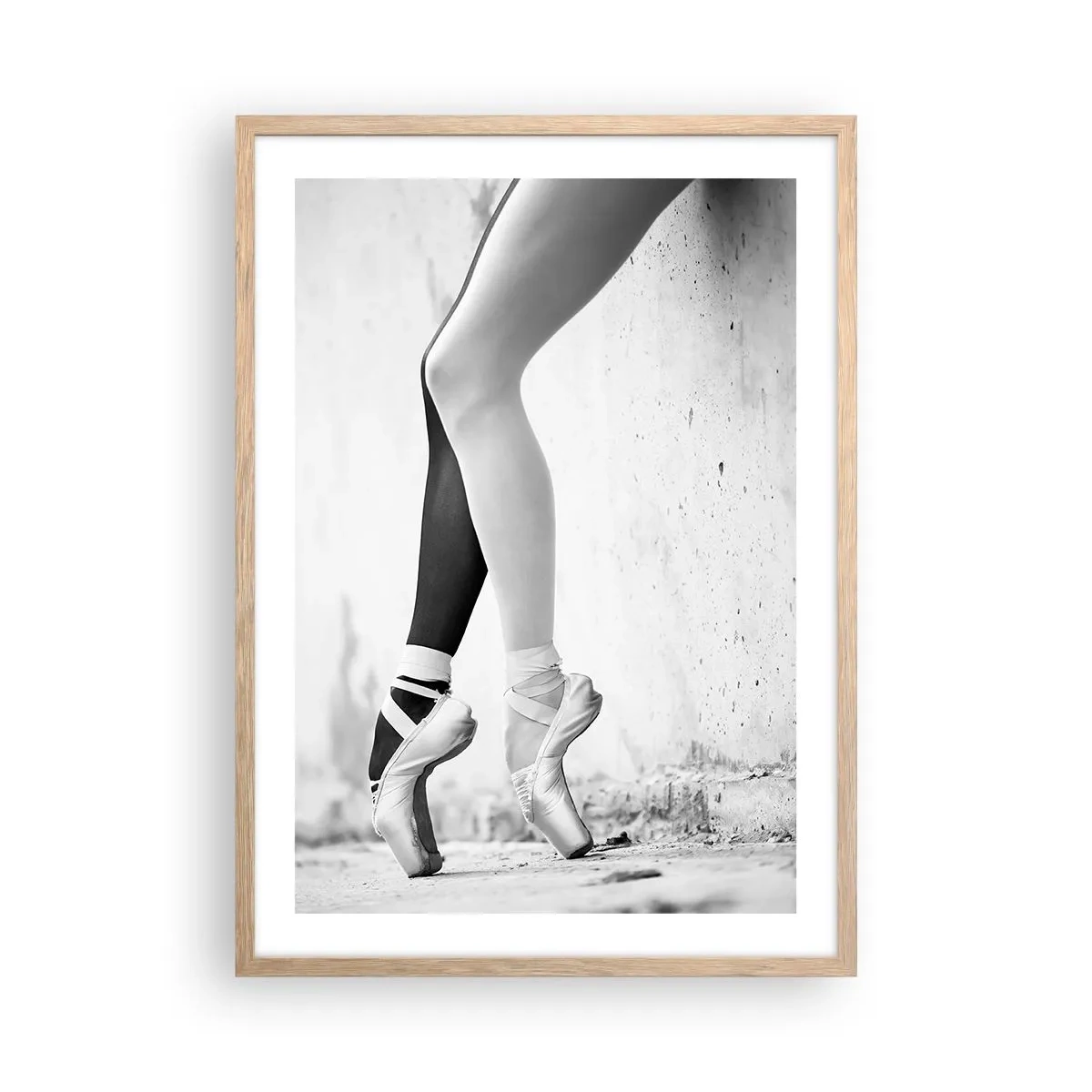 Poster in einem Rahmen aus heller Eiche - Ballerina, voilà! - 50x70 cm