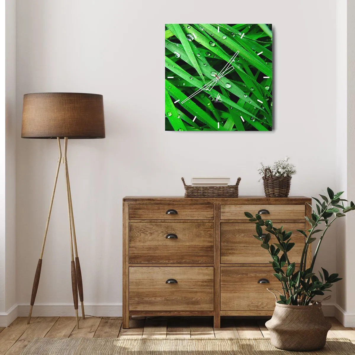 Wanduhr - Glasuhr - Nahaufnahme von grünen Grashalmen mit Tautropfen - 30x30cm - Grün spielen - Moderne Wanddekoration für Wohnzimmer und Schlafzimmer ARTTOR