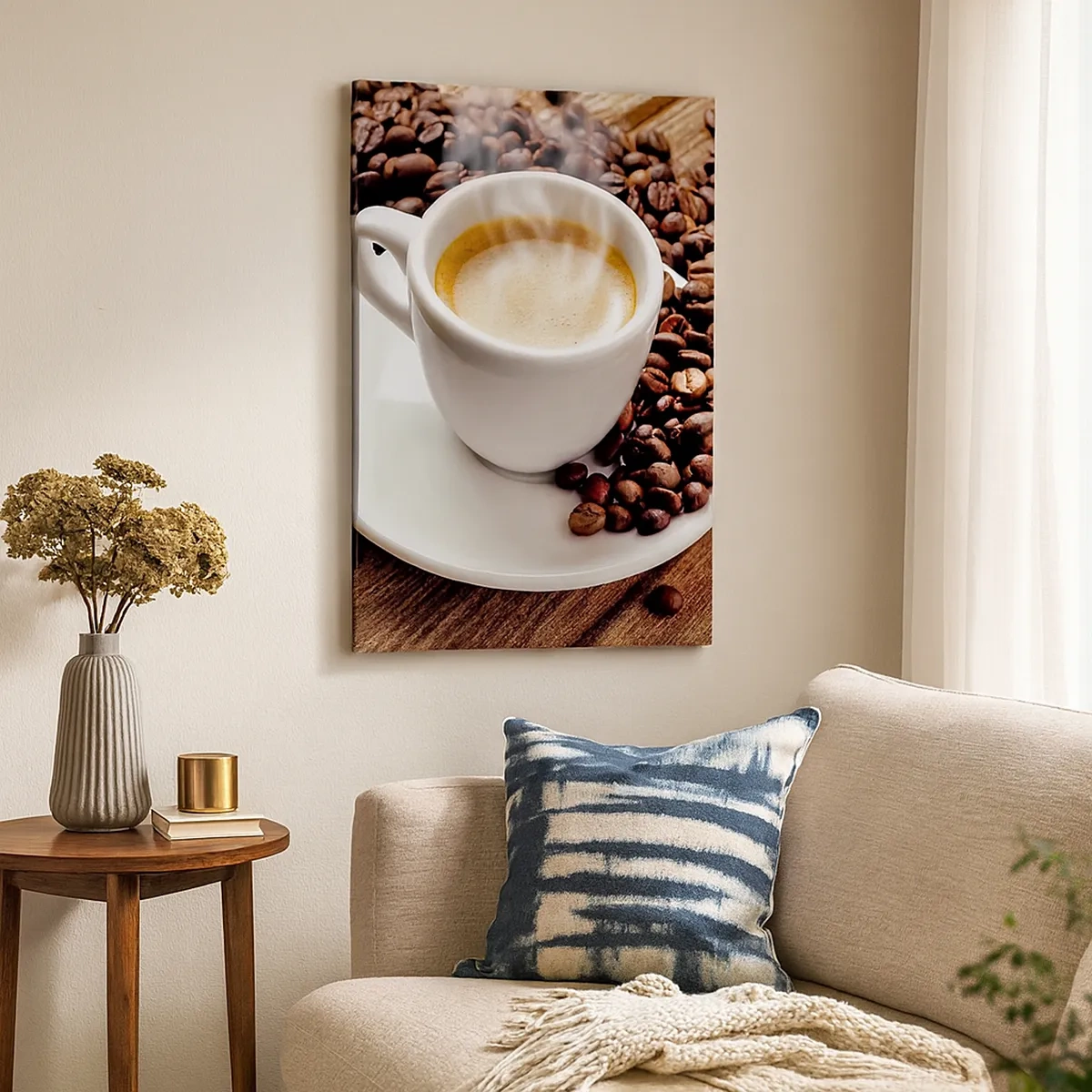 Bild auf Leinwand - Leinwandbild - Eine Tasse aromatischen Kaffee vor dem Hintergrund von Bohnen und einem Blatt - 50x70cm - Kaffee auf der Bank - Moderne Wanddekoration für Wohnzimmer und Schlafzimmer ARTTOR