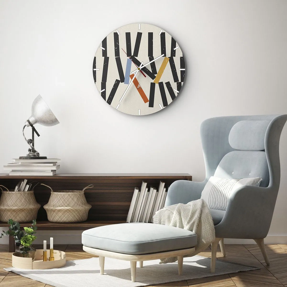 Wanduhr - Glasuhr - Farbige und schwarze Dominosteine auf hellem Hintergrund in grafischem Layout - 30x30cm - Domino – Komposition - Moderne Wanddekoration für Wohnzimmer, Küche und Schlafzimmer ARTTOR