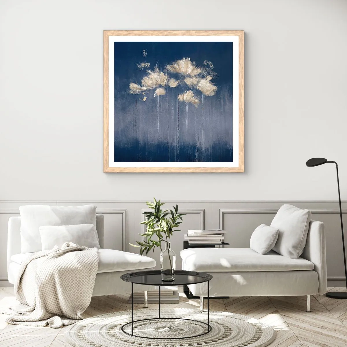 Poster in einem Rahmen aus heller Eiche - Wie Blütenblätter im Wind - 30x30 cm