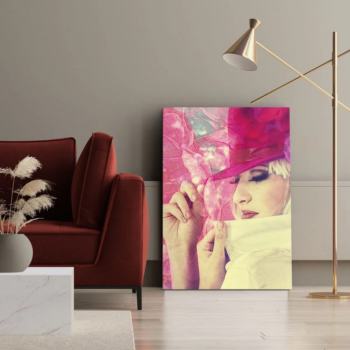 Bild auf Leinwand - Leinwandbild - Stilvolle Frau mit rosa Hut und Blume - 80x120cm - Retro-Porträt in einem rosa Nebel - Moderne Wanddekoration für Wohnzimmer und Schlafzimmer ARTTOR