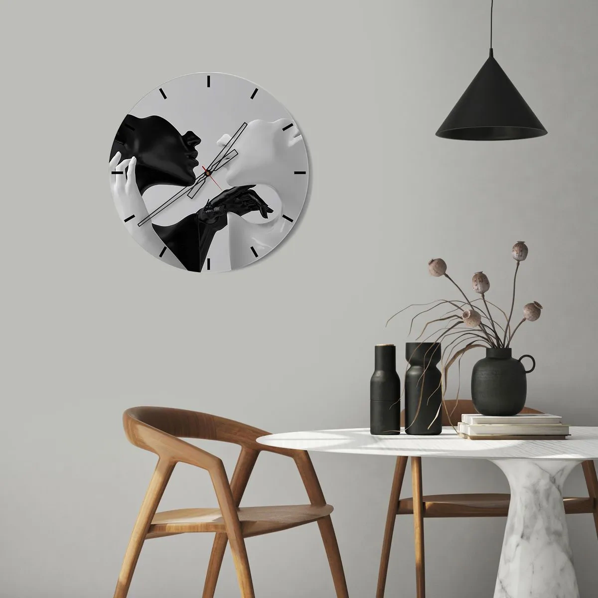 Wanduhr - Glasuhr - Ein schwarz-weißes Paar Gesichter und Hände in Nahaufnahme. - 30x30cm - Anziehung - Begierde - Moderne Wanddekoration für Wohnzimmer, Küche und Schlafzimmer ARTTOR