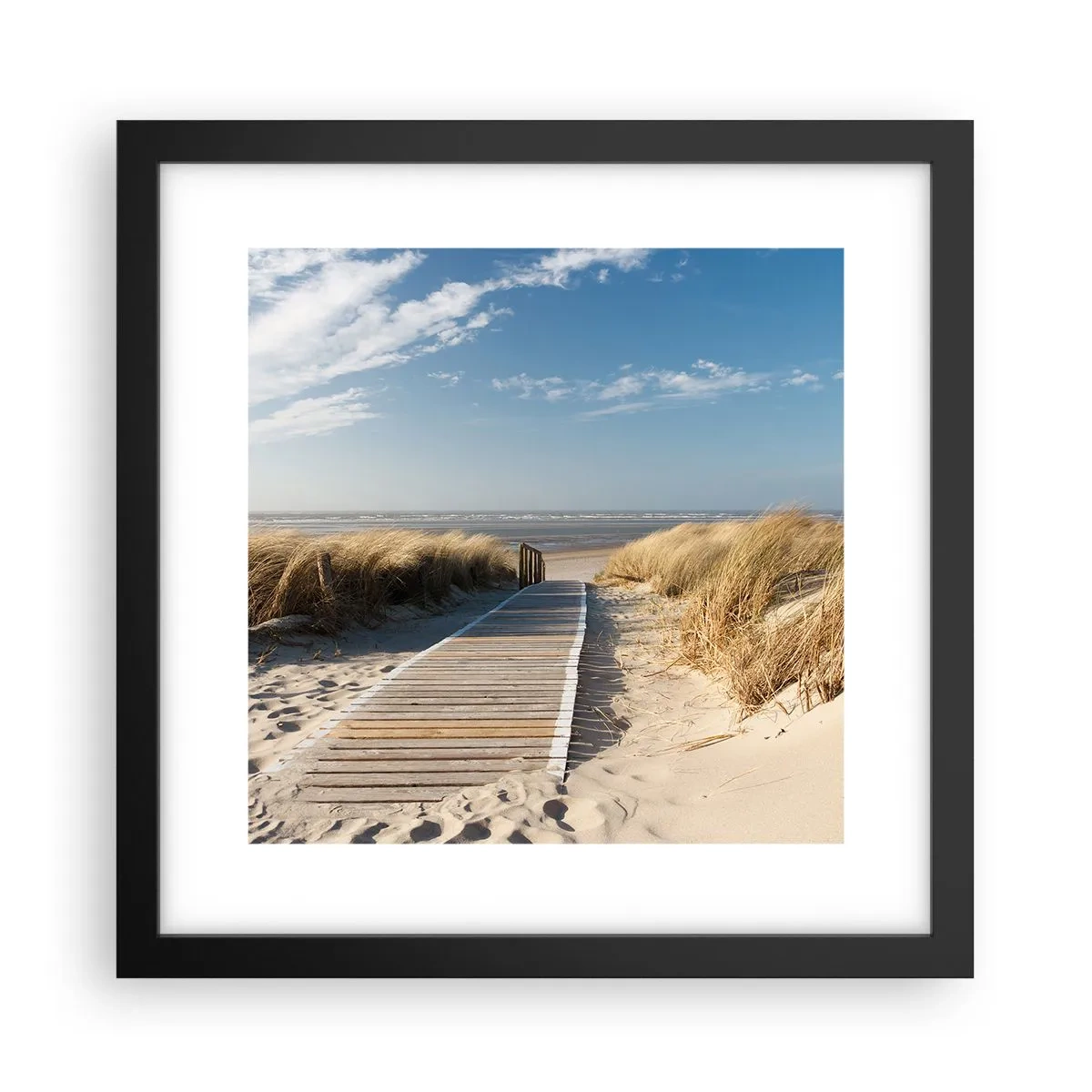 Poster in einem schwarzem Rahmen - Hinter der Düne, im Rauschen des Grases - 30x30 cm