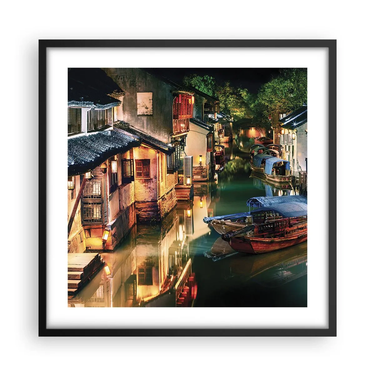 Poster in einem schwarzem Rahmen - Ein Abend auf einer chinesischen Straße - 50x50 cm
