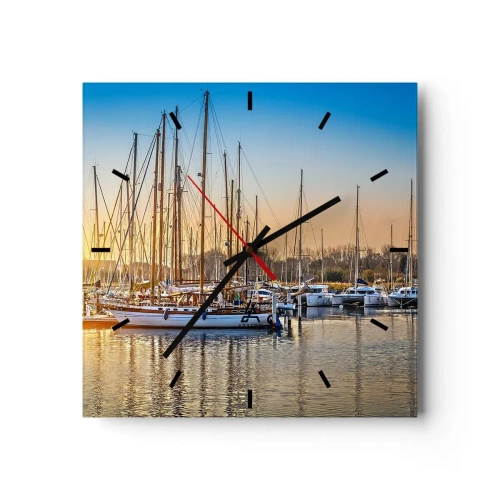 Wanduhr - Glasuhr - Sonnenuntergang über einem Yachthafen voller Segelboote - 30x30cm - Der Wind muss auch schlafen - Moderne Wanddekoration für Wohnzimmer und Schlafzimmer ARTTOR