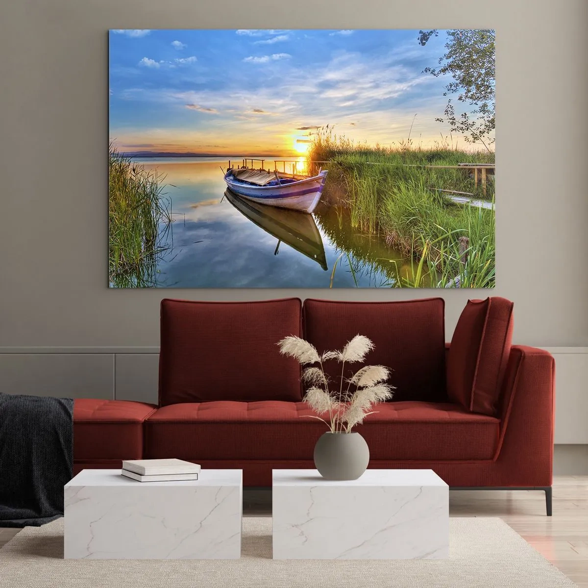 Glasbild - Bild auf glas - Ein Boot, das bei Sonnenuntergang am Ufer eines Sees festgemacht ist - 70x50cm - Bucht erfüllter Träume - Moderne Wanddekoration für Wohnzimmer und Schlafzimmer ARTTOR