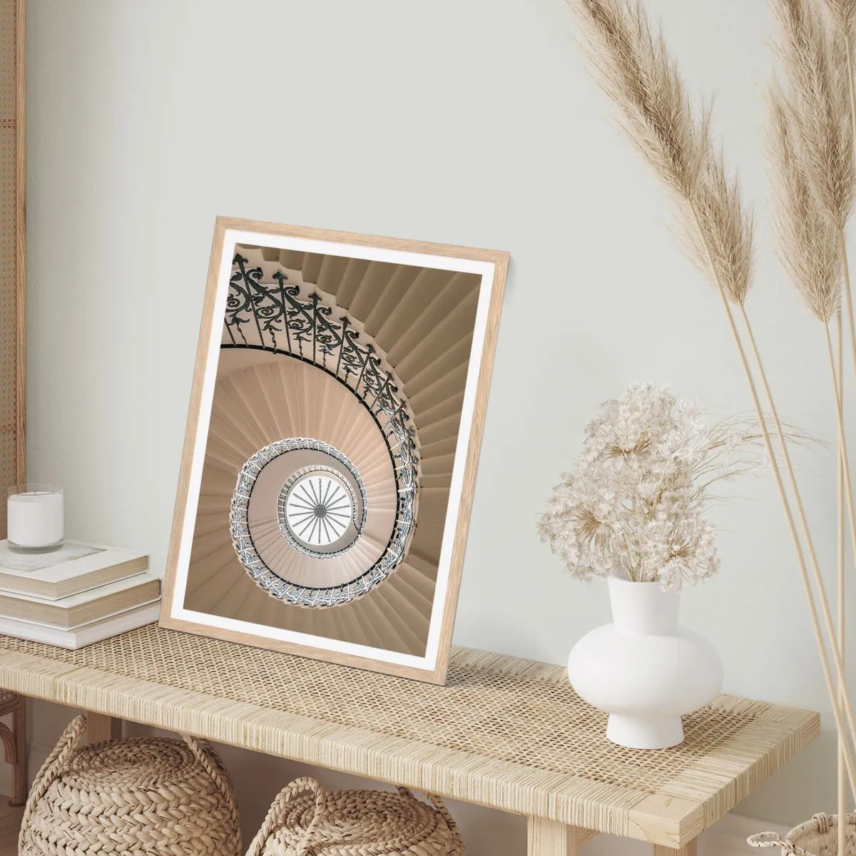 Poster in einem Rahmen aus heller Eiche - Im Inneren der Muschel - 70x100 cm