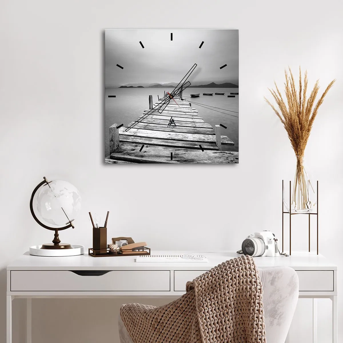 Wanduhr - Glasuhr - Hinter den Bergen, jenseits der Meere - 40x40 cm