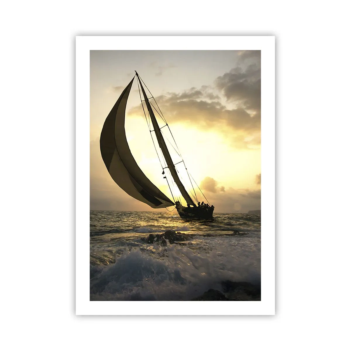 Poster - Ein Segelboot auf stürmischer See im Schein der untergehenden Sonne - 50x70cm - Mit dem Wind und gegen den Wind - Moderne Wanddekoration für Wohnzimmer und Schlafzimmer ARTTOR