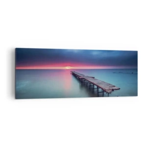 Bild auf Leinwand - Leinwandbild - Ein Holzsteg, der bei Sonnenuntergang direkt aufs Meer hinausführt - 140x50cm - Zwischen Himmel und Erde - Moderne Wanddekoration für Wohnzimmer und Schlafzimmer ARTTOR