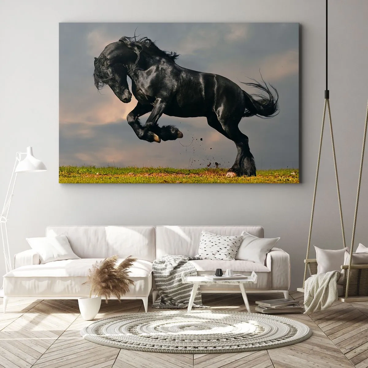 Bild auf Leinwand - Leinwandbild - Ein dunkles Pferd in einem dynamischen Sprung gegen den Himmel - 70x50cm - Schön und frei - Moderne Wanddekoration für Wohnzimmer und Schlafzimmer ARTTOR