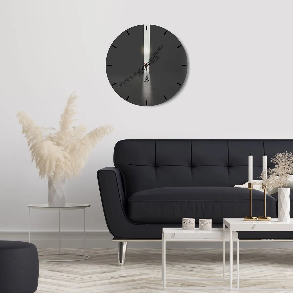 Wanduhr - Glasuhr - Die Silhouette eines Mannes in einer leuchtenden Lücke in einem dunklen Raum - 30x30cm - Ein Schritt in eine strahlende Zukunft - Moderne Wanddekoration für Wohnzimmer, Küche und Schlafzimmer ARTTOR