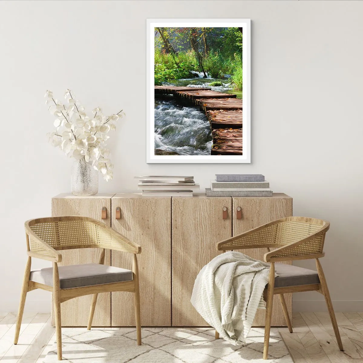 Poster in einem weißen Rahmen - Über der schaumigen Kaskade - 40x50 cm